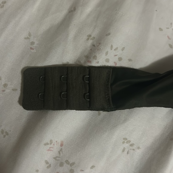 Victoria Secret Pink Bra 34B - Picture 6 of 6